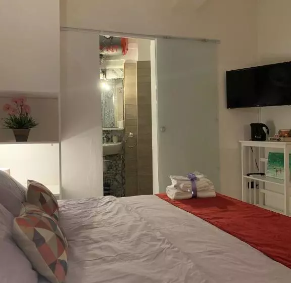 پانسیون Foresteria Del Merlin Cocai