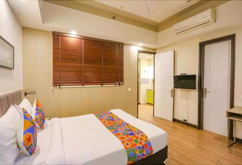 Fabhotel Sapphire 83