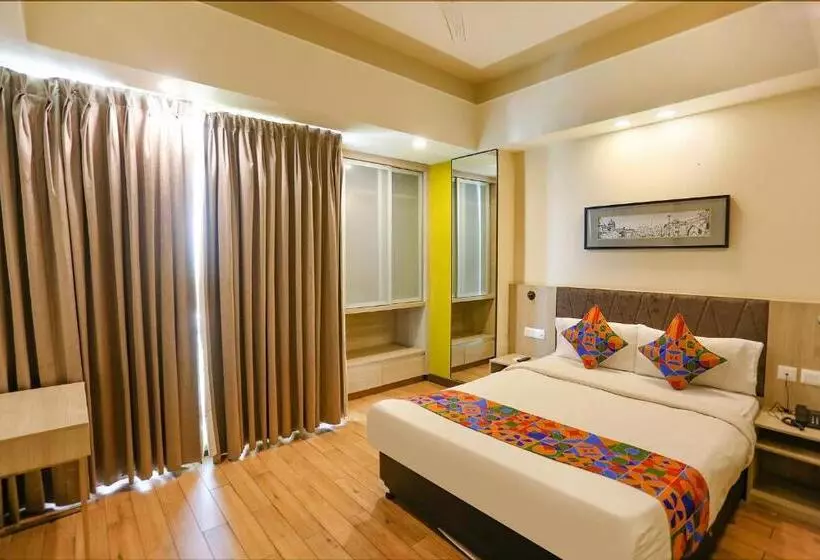 Fabhotel Sapphire 83