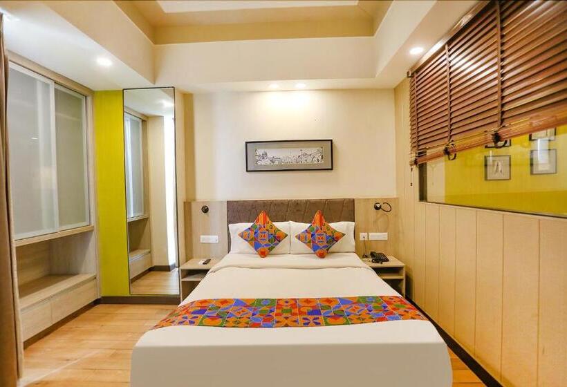 Fabhotel Sapphire 83