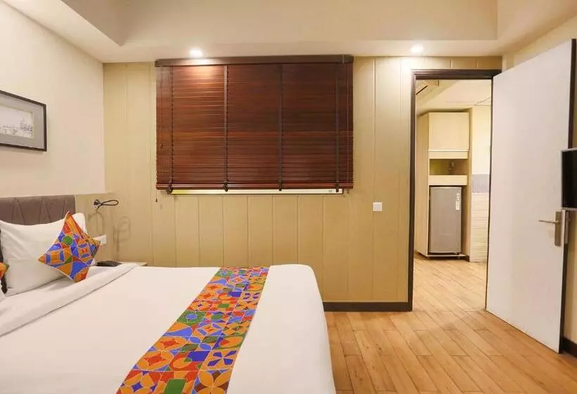 Fabhotel Sapphire 83