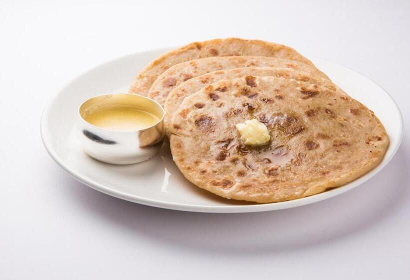 Fabhotel Sapphire 83