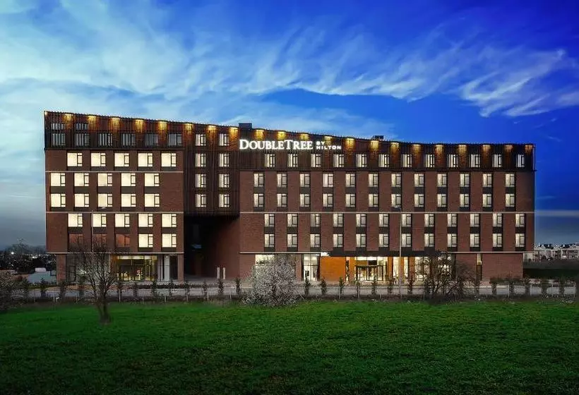 Hotelli Doubletree By Hilton Kocaeli