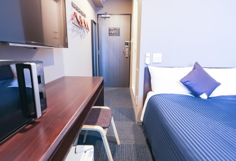 فندق Livemax Yokohamaeki Nishiguchi