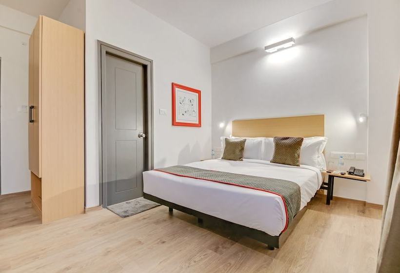 هتل Oyo Townhouse 257 Orlanko Lake View