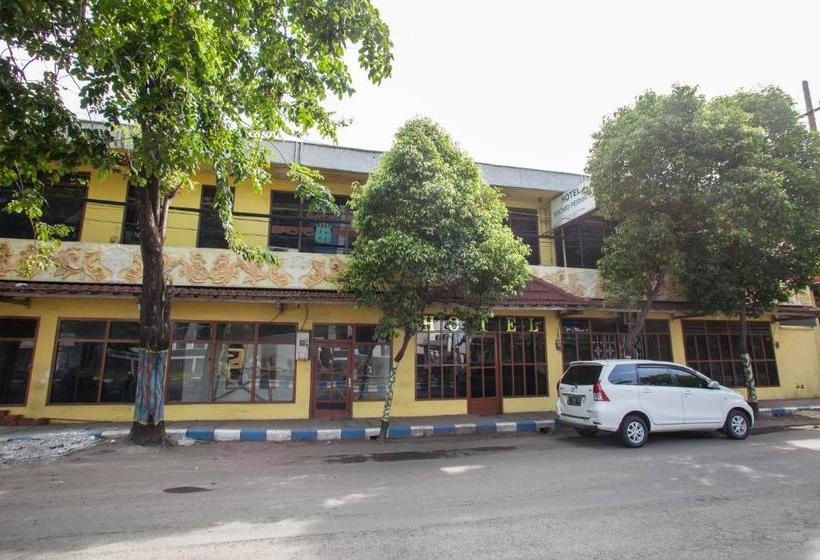 فندق Reddoorz @ Panglima Sudirman Probolinggo