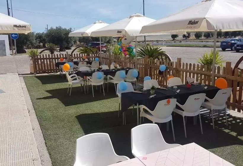 ペンション Hostal Los Batallones