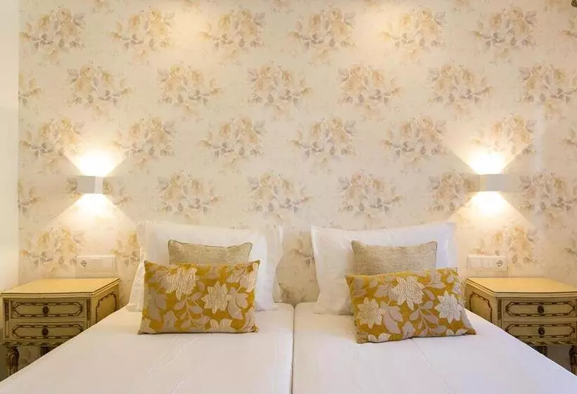 پانسیون Suites Amália Guesthouse Near Rossio Square