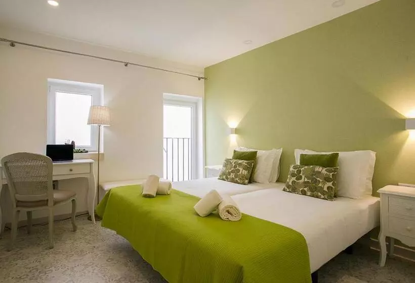 پانسیون Suites Amália Guesthouse Near Rossio Square