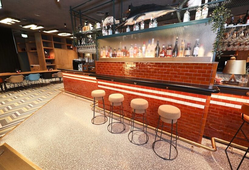 Marlin Hotel Stephens Green