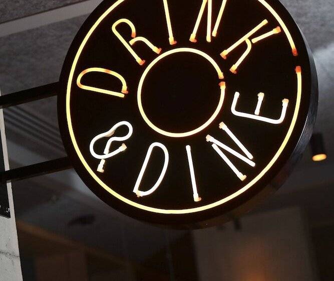 Marlin Hotel Stephens Green