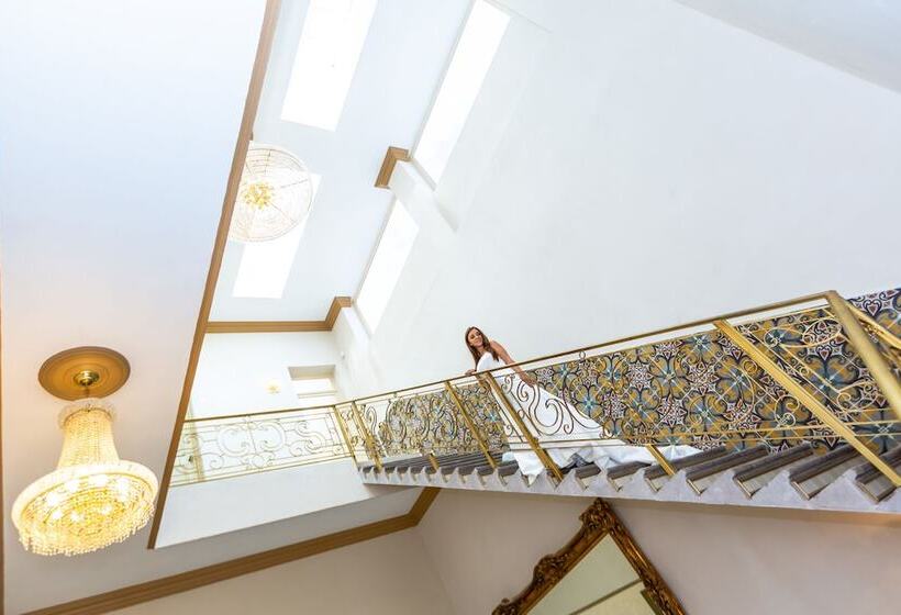 فندق Palacio La Embajada