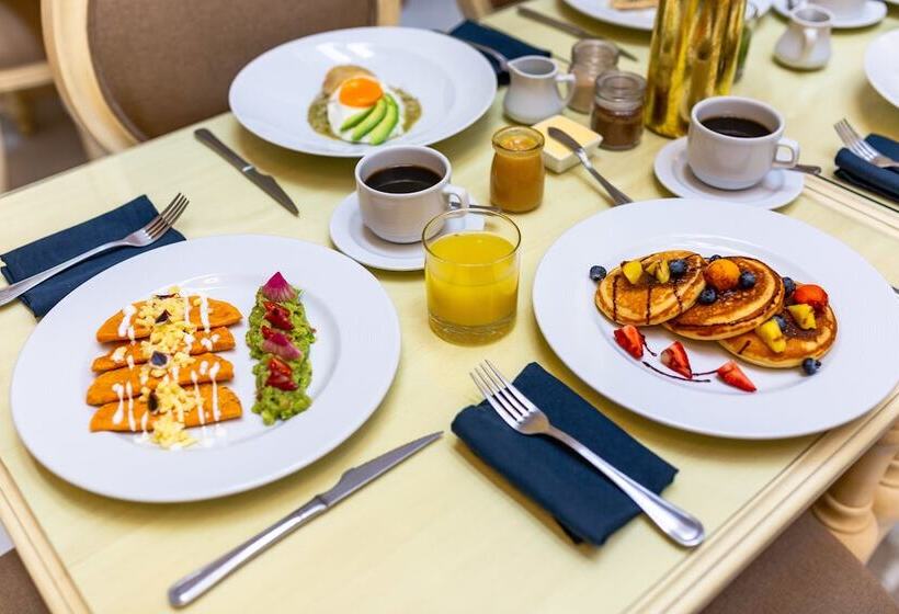 فندق Palacio La Embajada