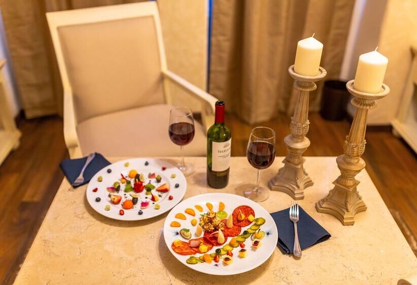 فندق Palacio La Embajada