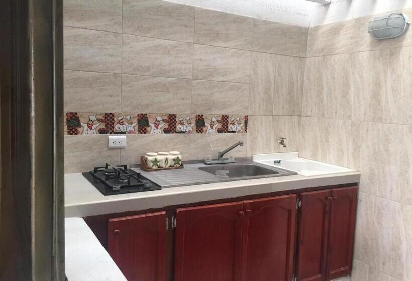 膳宿费 Villa Mary Hostal