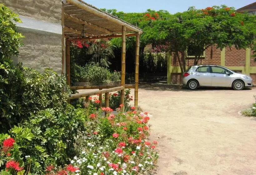 ベッドアンドブレックファースト Huaranjapo