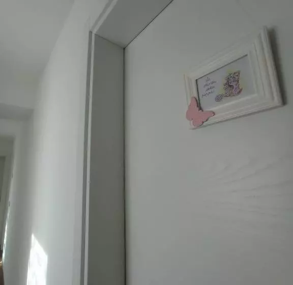 ベッドアンドブレックファースト La Tana Del Ghiro Locazione Turistica