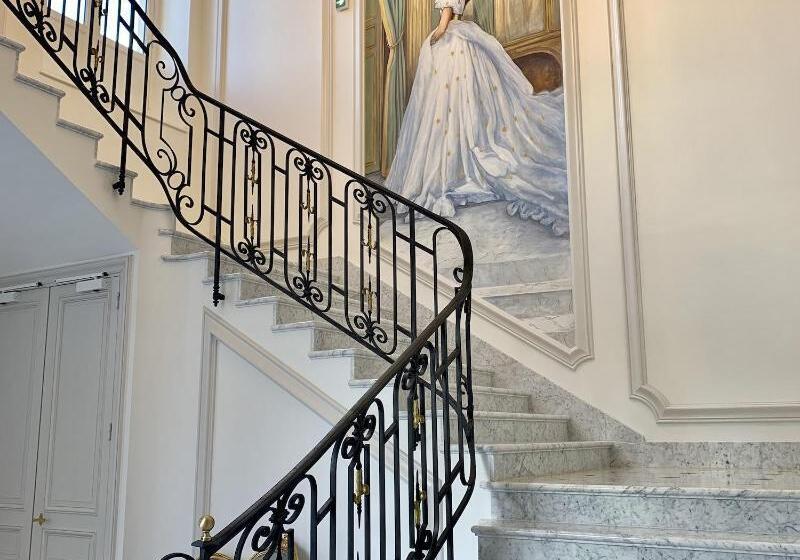 فندق Alexandra Palace  La Maison Younan