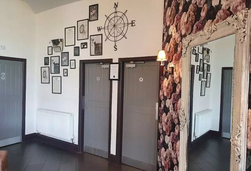 Cuttle Bridge Inn Hotel   Nec / Birmingham Airport