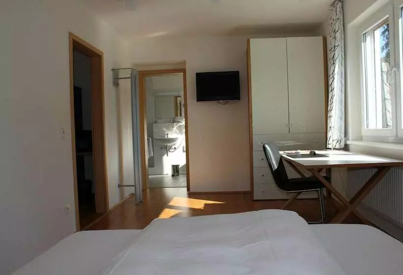 Majatalo Boardinghouse My Maison