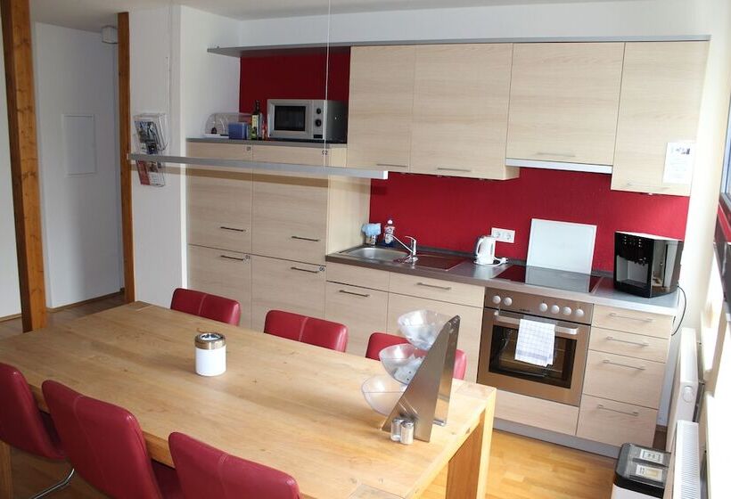 פנסיון Boardinghouse My Maison