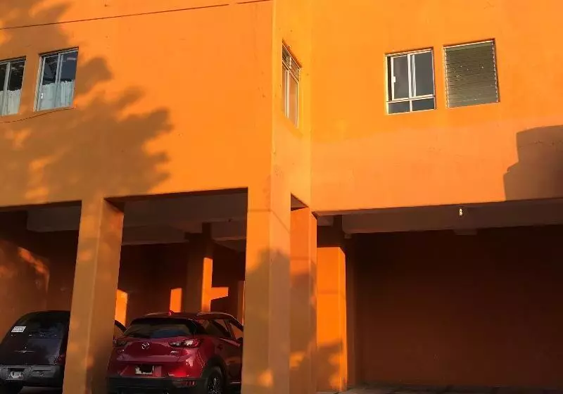 پانسیون Casa Mexicana La Reyna