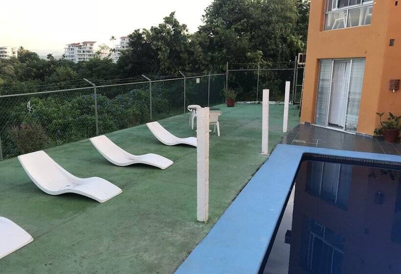 ペンション Casa Mexicana La Reyna