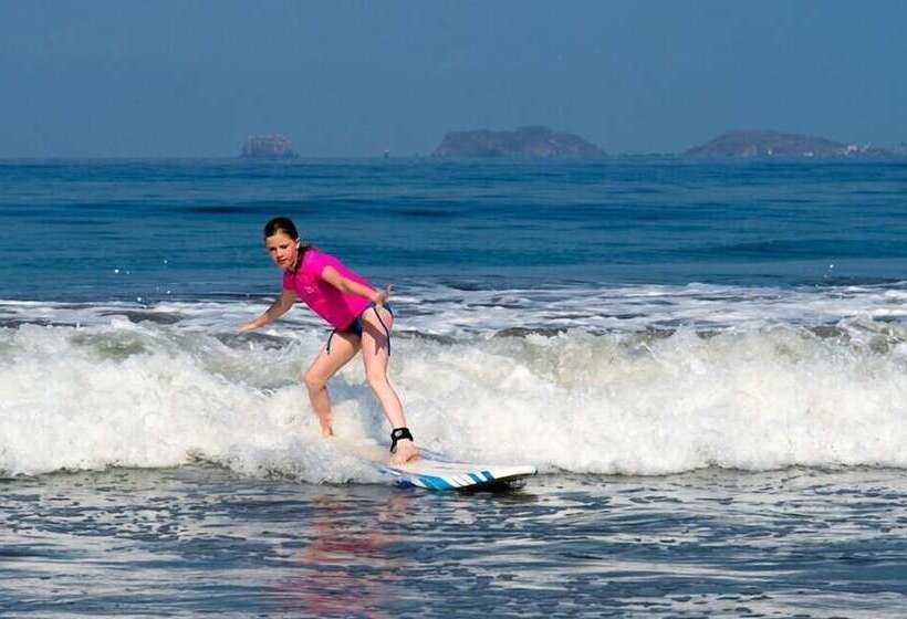 ペンション Casa Mexicana La Reyna