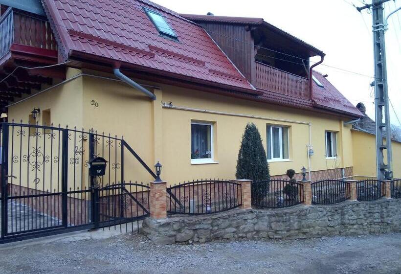 پانسیون Casa Vio