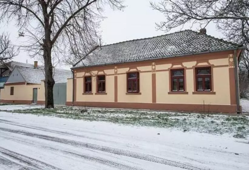 پانسیون Eco Rural Tourism Association Skorenovac