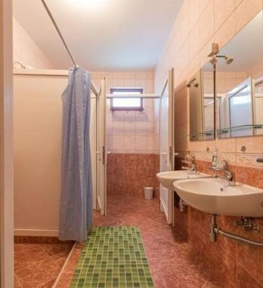 پانسیون Eco Rural Tourism Association Skorenovac