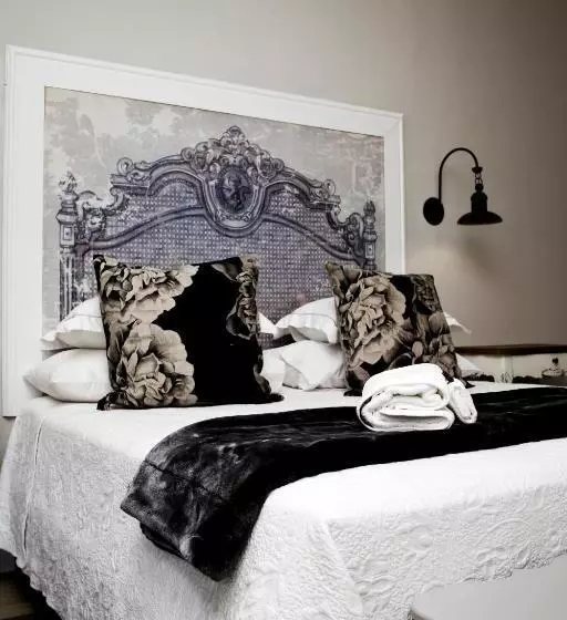Majatalo French Karoo Guesthouse