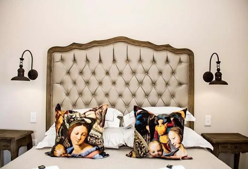 Majatalo French Karoo Guesthouse