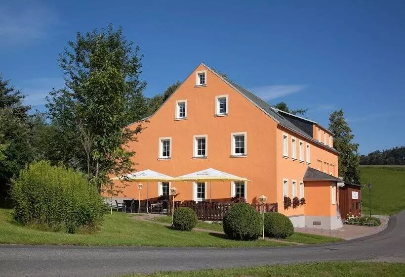 Retkeilymaja Landgasthof Wolfsgrund