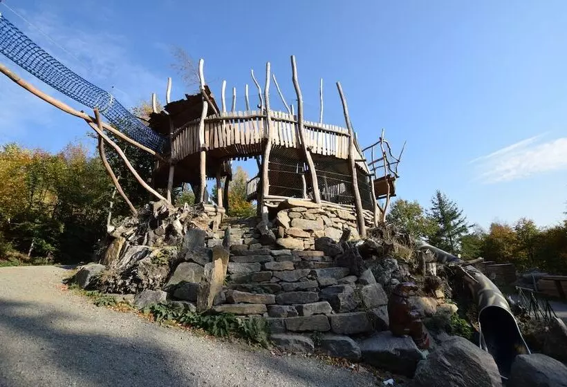 Retkeilymaja Landgasthof Wolfsgrund