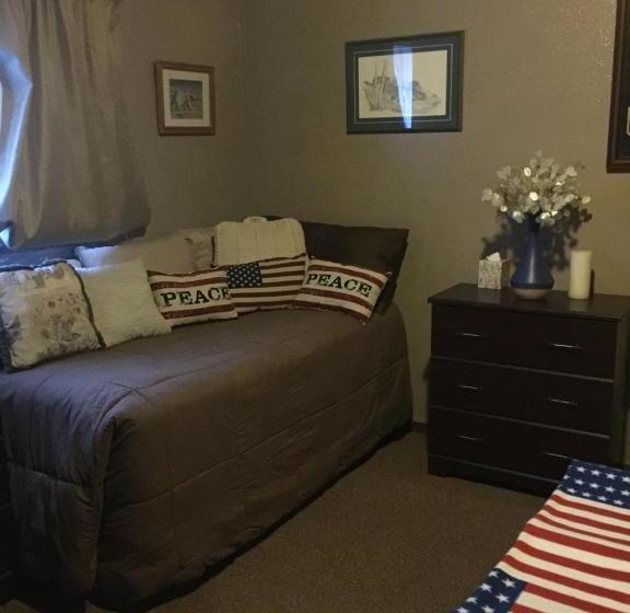 Bed and Breakfast The Runway House