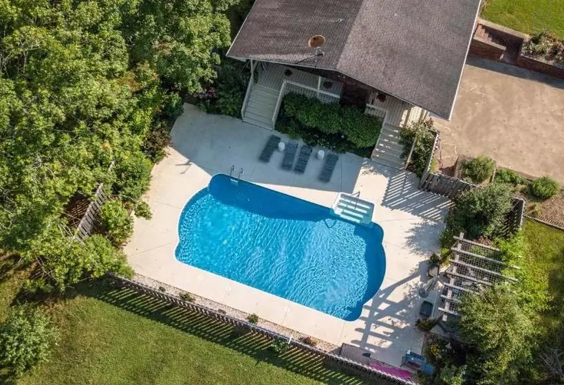 Greenfield Manor B&bthe Cottage