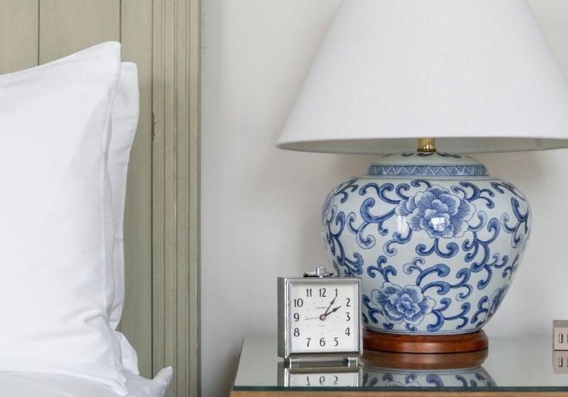 Отель Briar Barn Inn