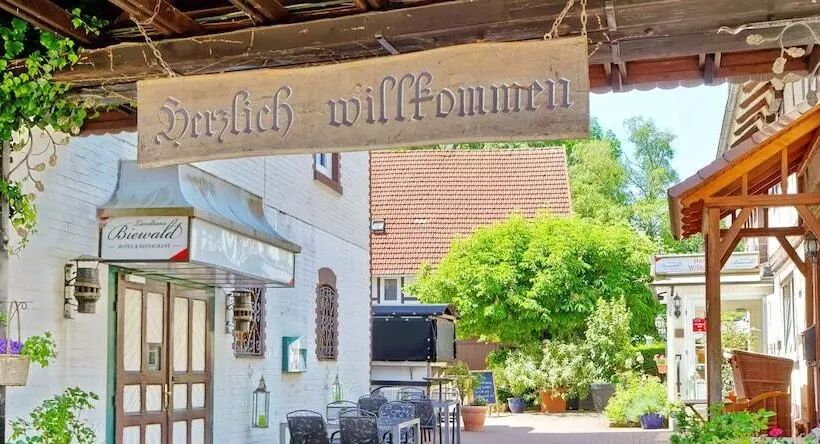 Hotelli Landhaus Biewald