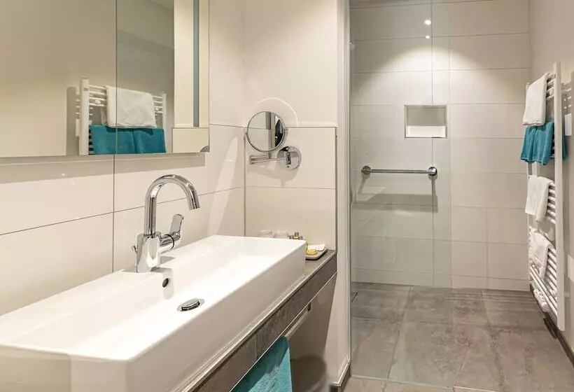 Hotelli Landhaus Biewald