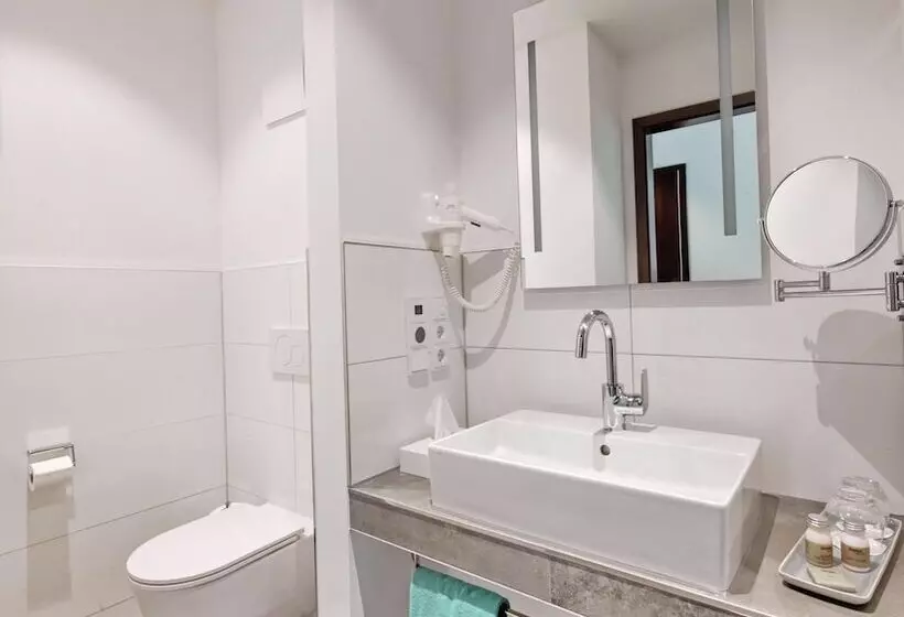 Hotelli Landhaus Biewald