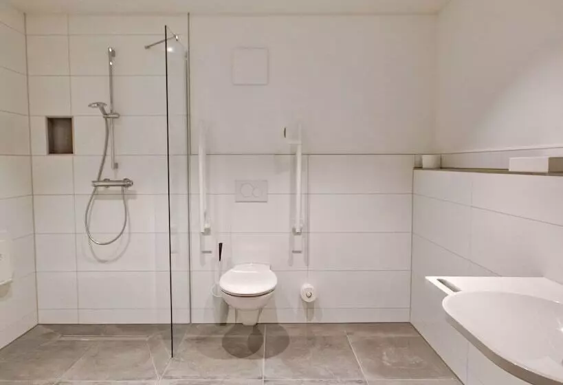 Hotelli Landhaus Biewald