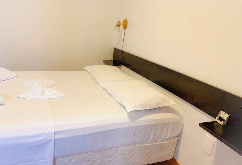 Отель Vandressen & Castro