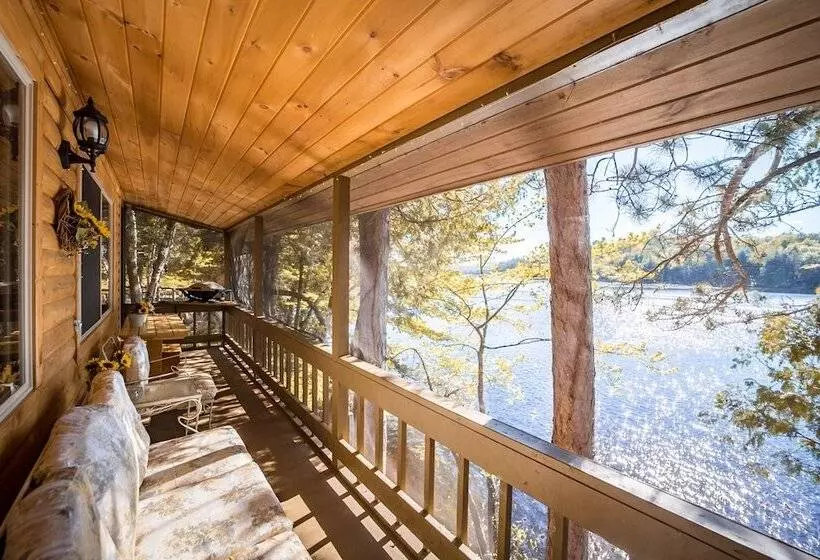 Motel Long Lake And Cottages