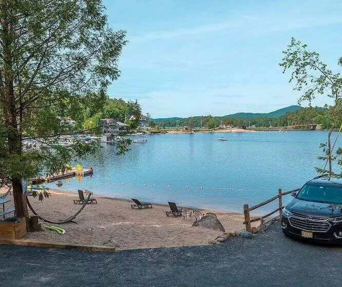 Motel Long Lake And Cottages