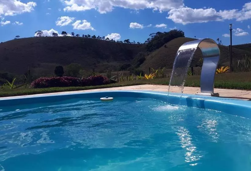 Retkeilymaja Pousada Chalés Dos Montes