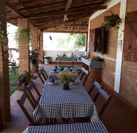 Retkeilymaja Pousada Chalés Dos Montes