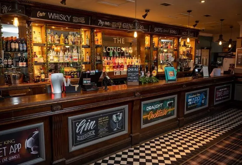 Retkeilymaja The Longship