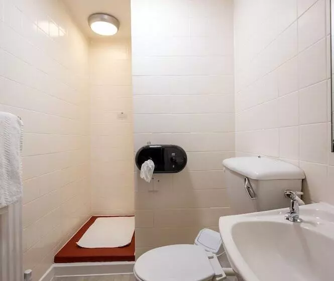 Retkeilymaja The Longship