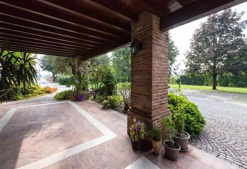 Aamiaismajoitus (B&B) Le Rondini